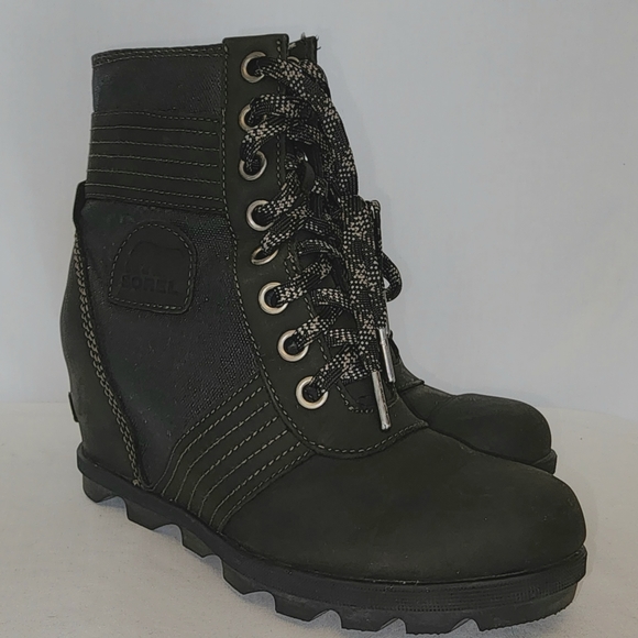 Sorel Lexie Wedge Booties - Sz.8 - Waterproof Leather and Canvas - Picture 2 of 4